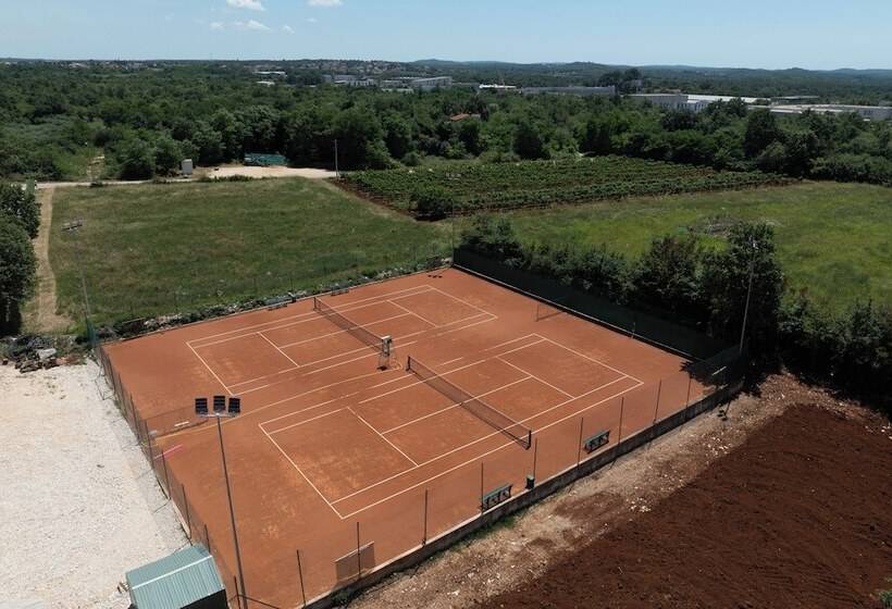 بنسيون Boutique Hotel Paradiso