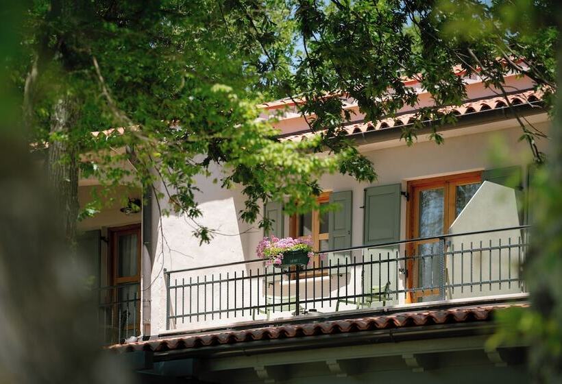 بنسيون Boutique Hotel Paradiso