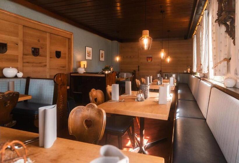 펜션 Landhotel Und Weingasthof Schwarzer Adler