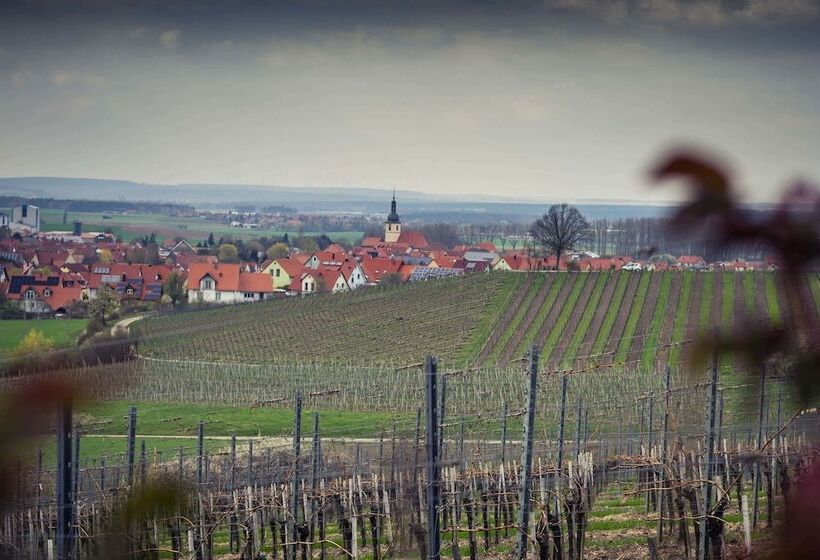 펜션 Landhotel Und Weingasthof Schwarzer Adler
