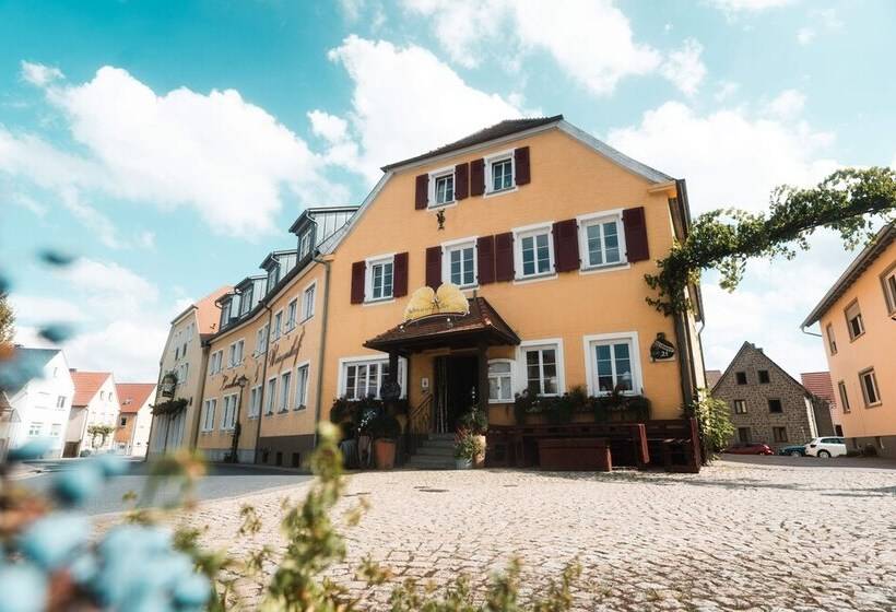 펜션 Landhotel Und Weingasthof Schwarzer Adler