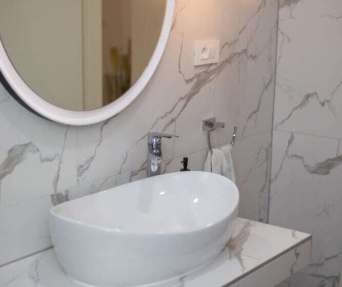 膳宿费 Luxury Garden Rooms