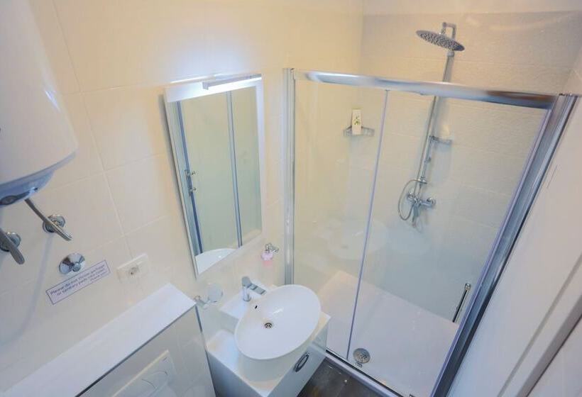 膳宿费 Luxury Garden Rooms