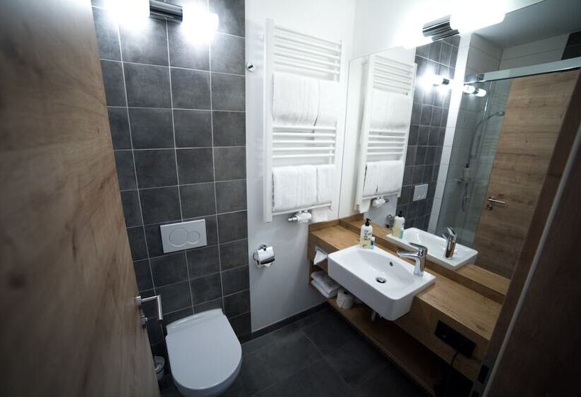 膳宿费 Zum Hirsch