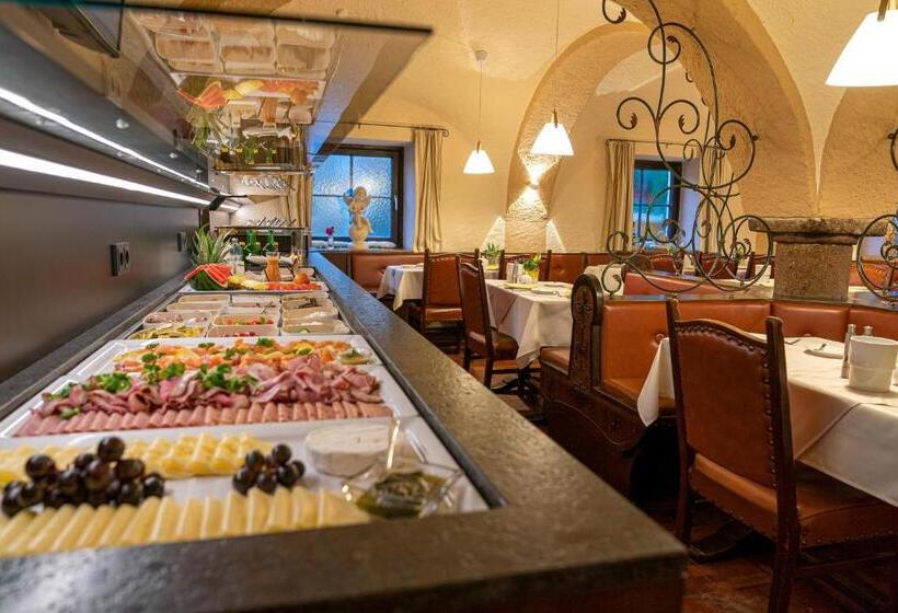 Schüdlbauer´s Hotel Restaurant Bar