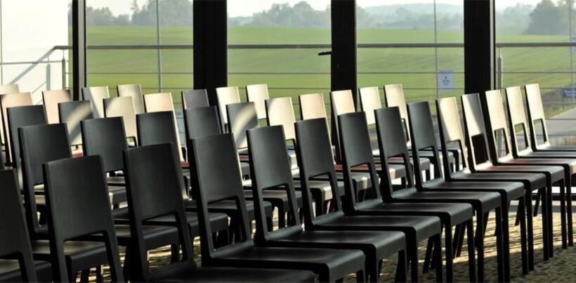 Silver Hotel & Gokart Center