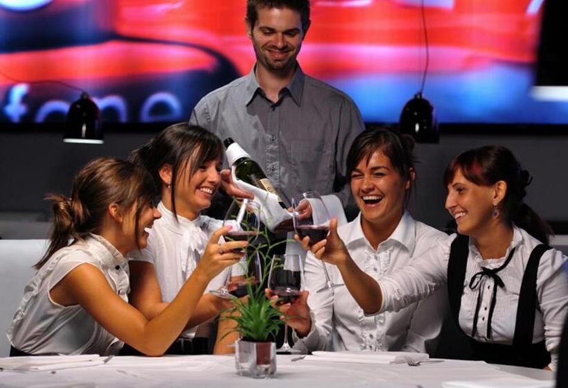 Silver Hotel & Gokart Center