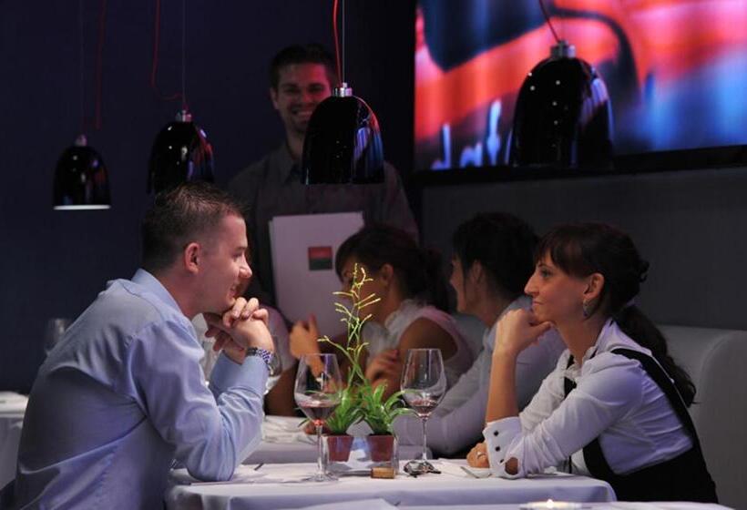 Silver Hotel & Gokart Center