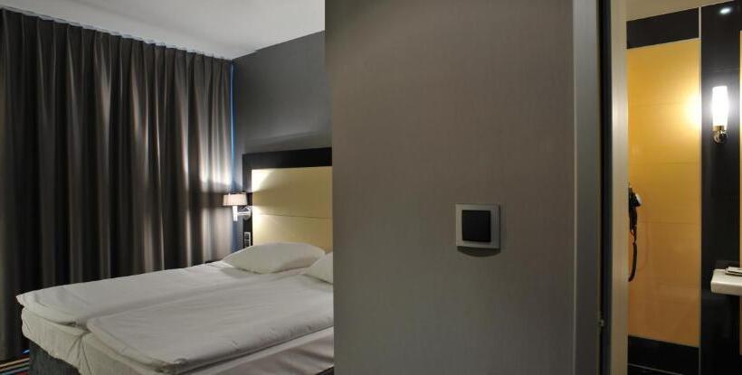 Silver Hotel & Gokart Center