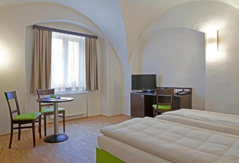 Stadthotel Waidhofen An Der Thaya