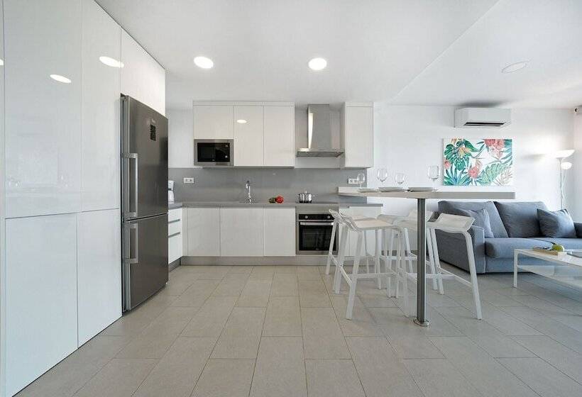 Apartamentos Con Mar