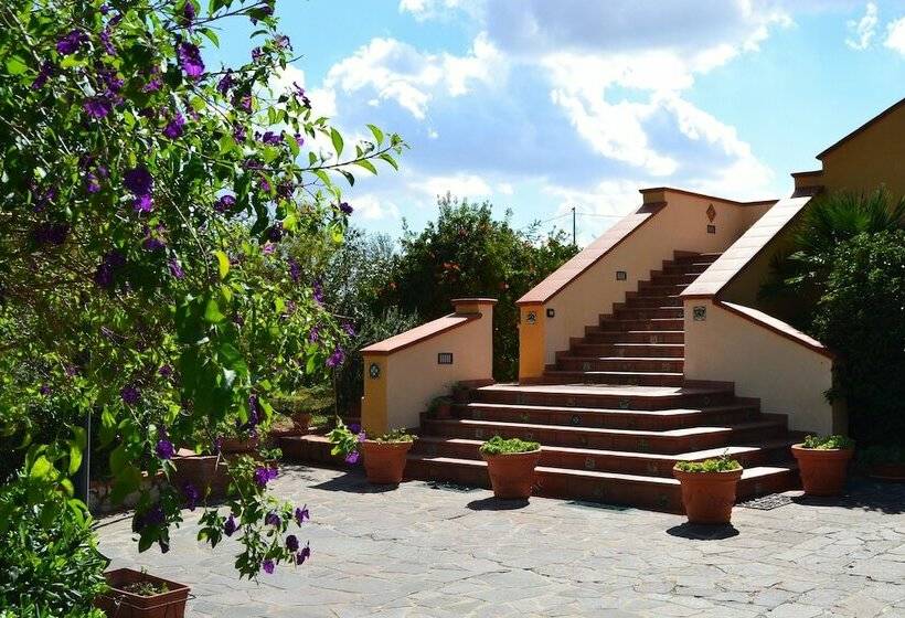 Bed and Breakfast B B S Elia Villa Surrounded By Greenery Inside The Historic Dubini Park