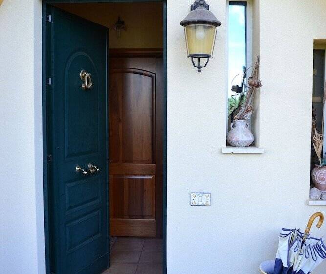 Bed and Breakfast B B S Elia Villa Surrounded By Greenery Inside The Historic Dubini Park