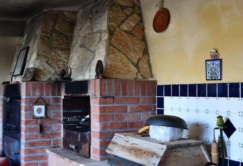 Bed and Breakfast B B S Elia Villa Surrounded By Greenery Inside The Historic Dubini Park