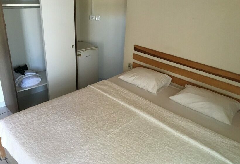 Bed and Breakfast Zeytin Cicegi Pansiyon