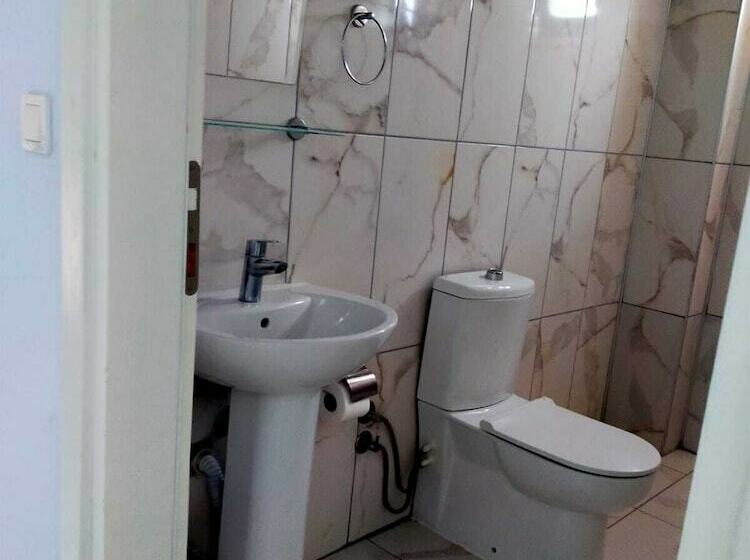 Bed and Breakfast Zeytin Cicegi Pansiyon