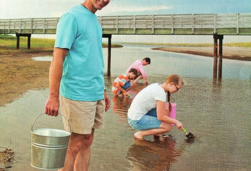 Cottage Jasmine On The Shediac Bay With Hot Tub