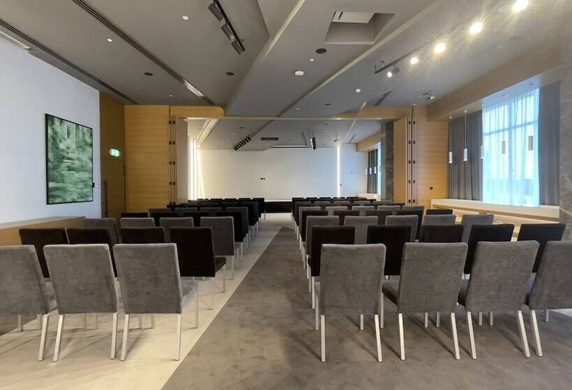 هتل Al Khoory Courtyard