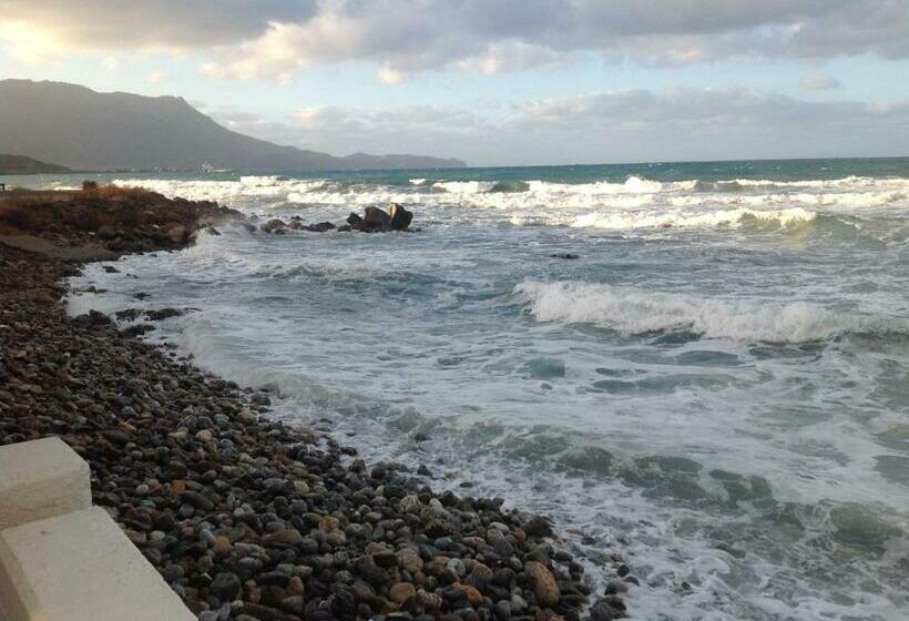 فندق Argo Papadakis