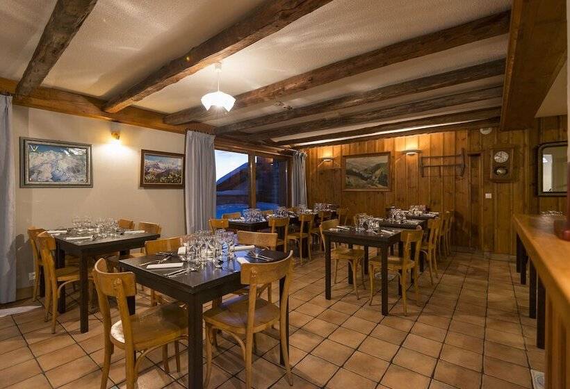 Отель Chalet Oliver By Skinetworks