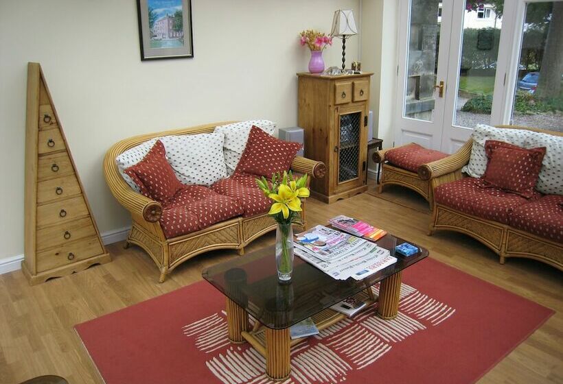 فندق Cononley Hall Bed & Breakfast