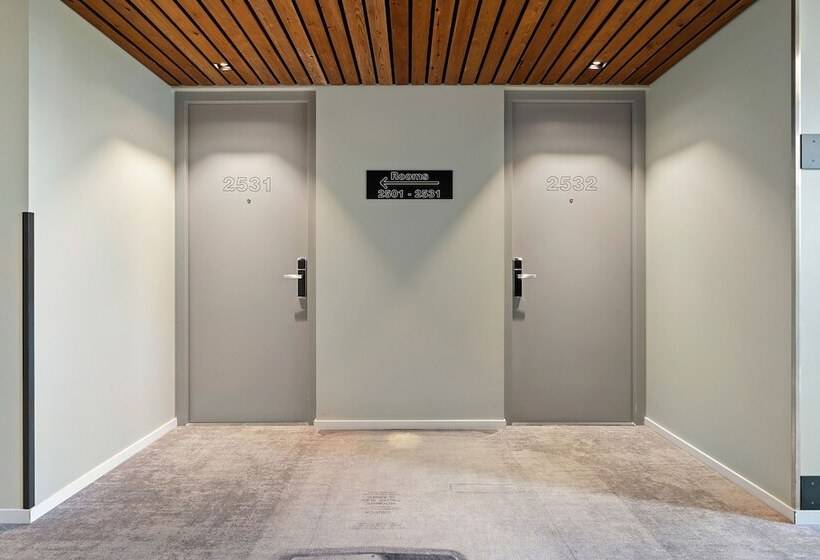 Corendon Apartments Amsterdam Schiphol Airport