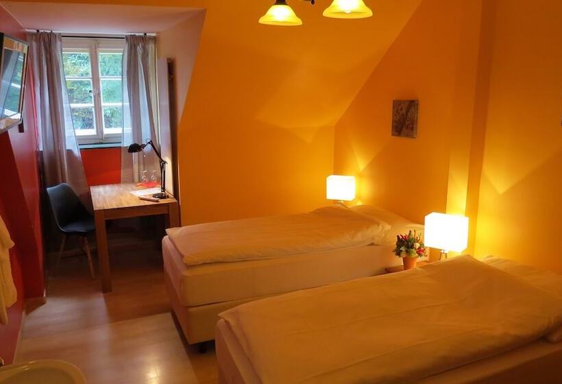 Отель Gasthof Bären Aarburg Last Check In 2100 Pm