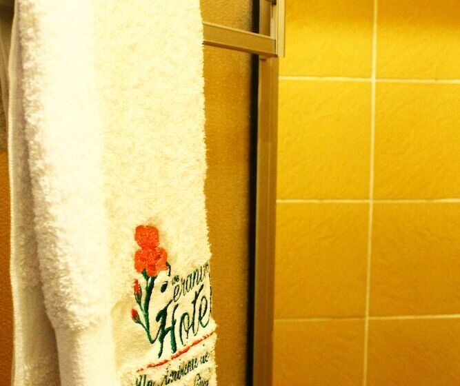 בית מלון כפרי Geranios