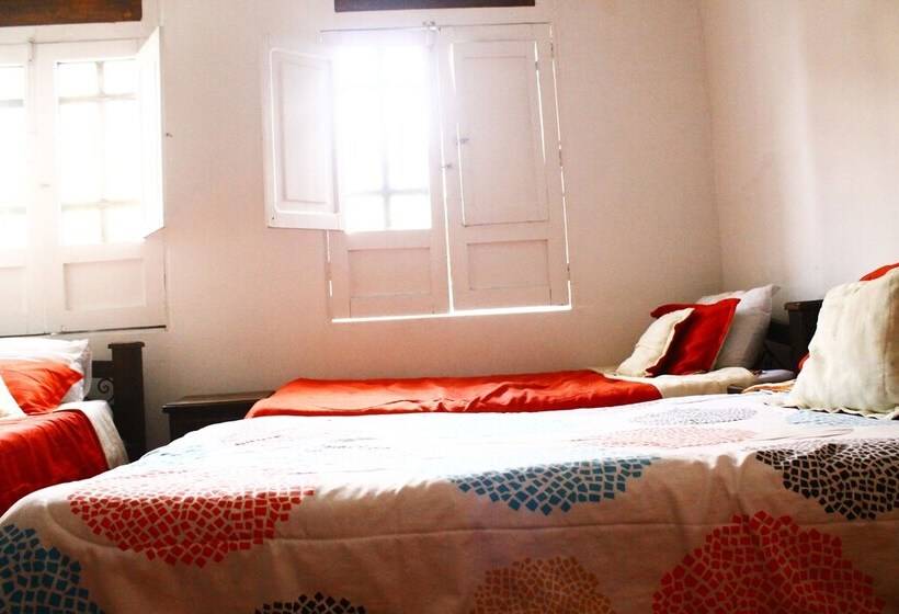 בית מלון כפרי Geranios