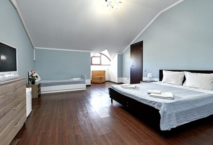 هتل Guest House Viktoria