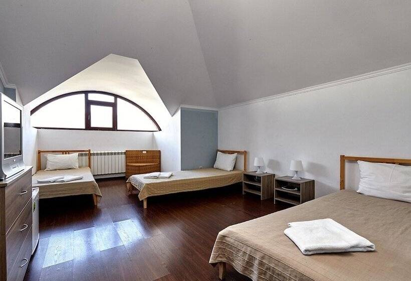 هتل Guest House Viktoria