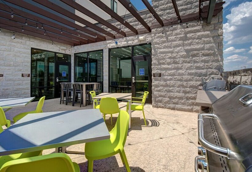 בית מלון כפרי Home2 Suites By Hilton Burleson