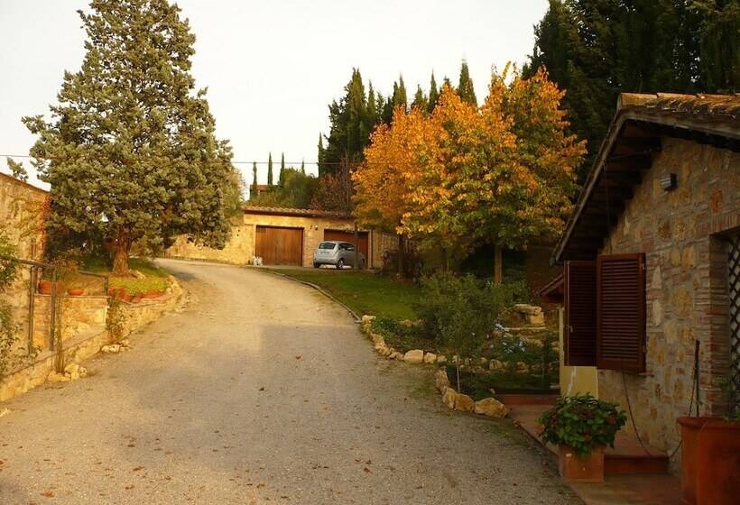 Отель Cottage In The South Of Tuscany