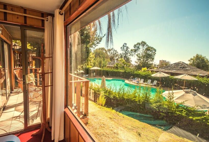 בית מלון כפרי Pao Pao Lodge Algarrobo