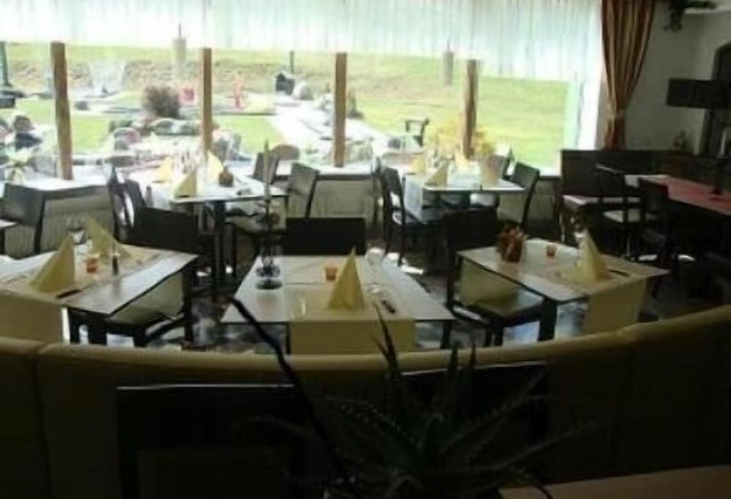 ホテル Garni Mittenwald