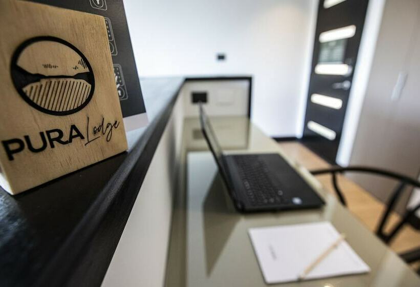 ホテル Pura Lodge