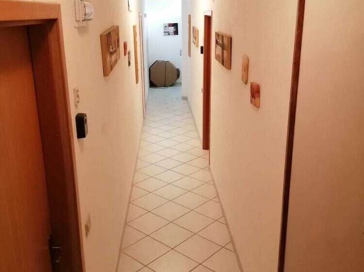 호텔 Sanleoresidence