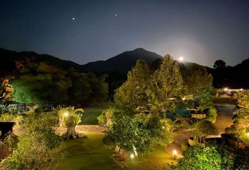 فندق Singgahsana Villa