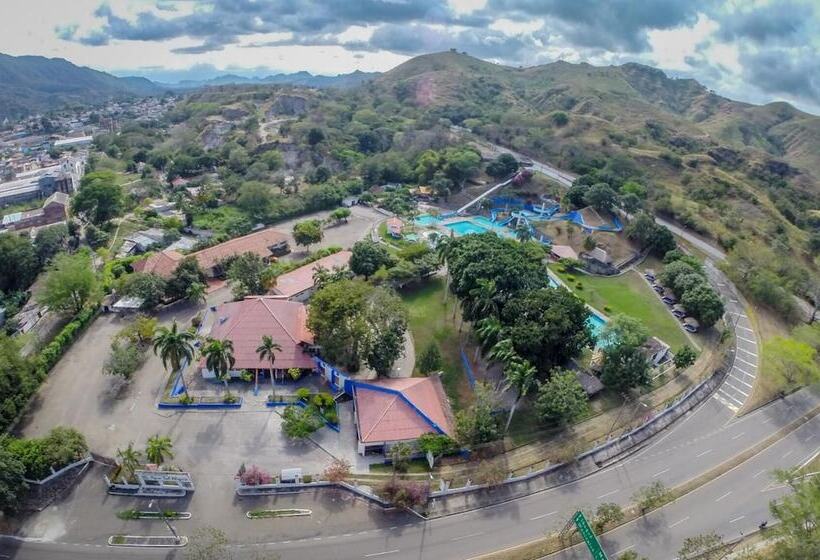 Отель Y Parque Acuatico Agua Sol Alegría