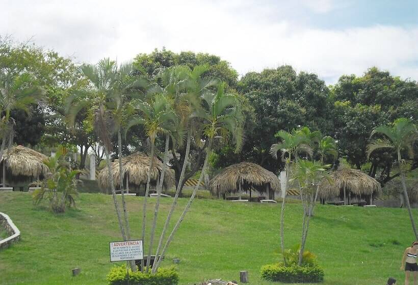 Отель Y Parque Acuatico Agua Sol Alegría