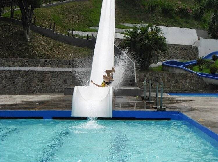 Отель Y Parque Acuatico Agua Sol Alegría