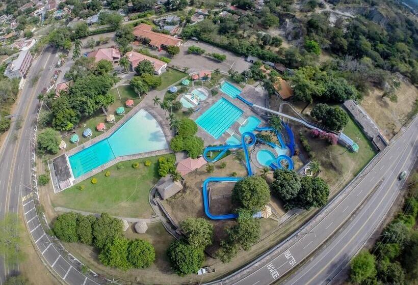 Отель Y Parque Acuatico Agua Sol Alegría