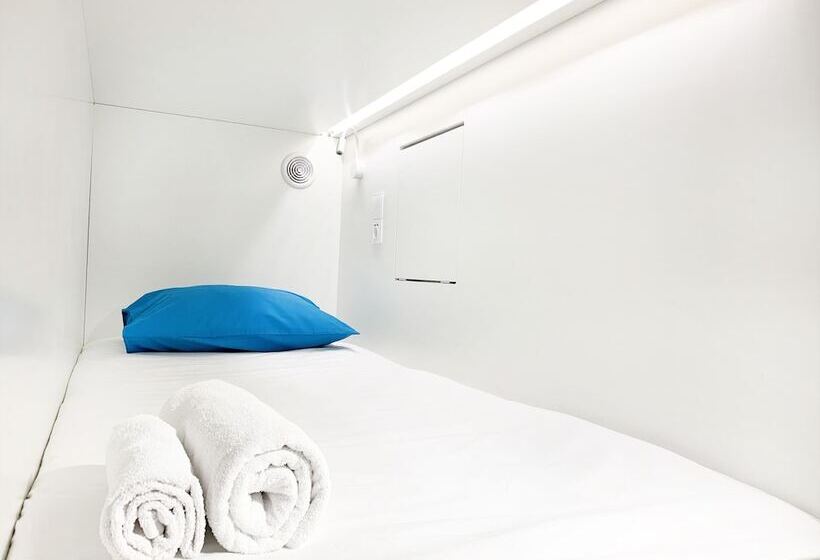 Lunohod Capsule Hostel