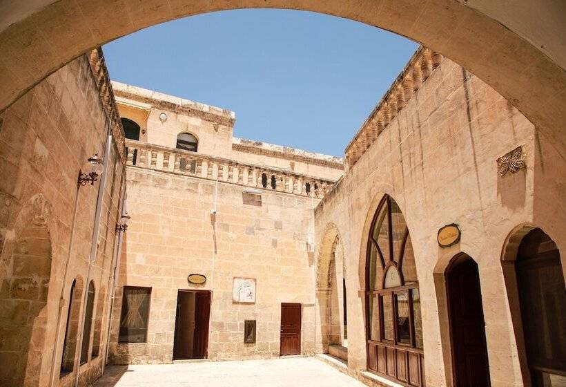 Narlı Ev Butik Otel