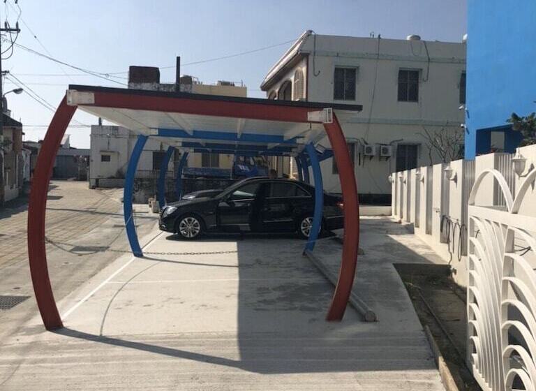 پانسیون Bloom B&b