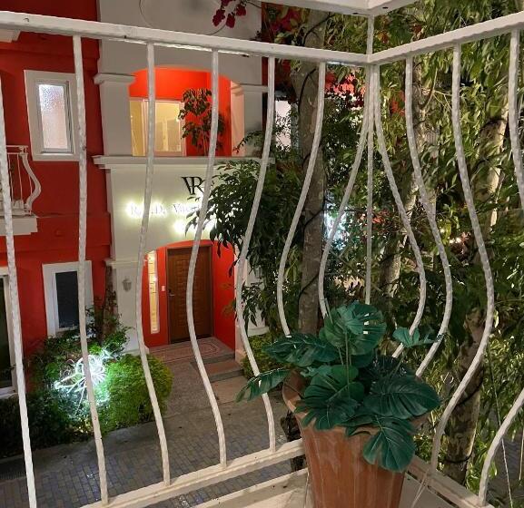 پانسیون Bloom B&b