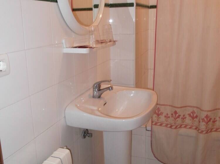 Пансион Hostal Doña Carmen