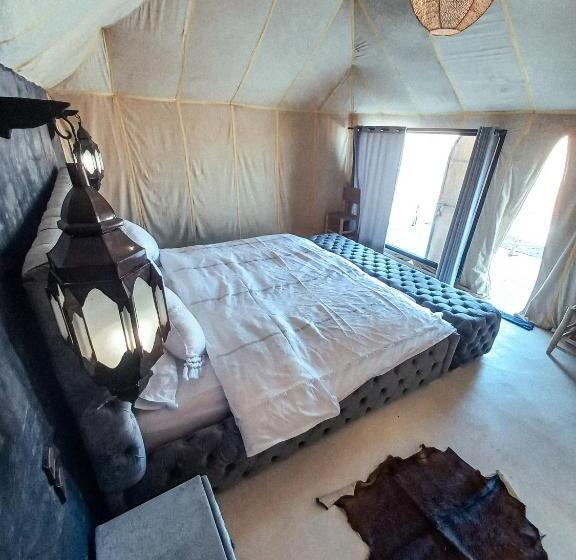 Пансион The Luxury Erg Safari Camp