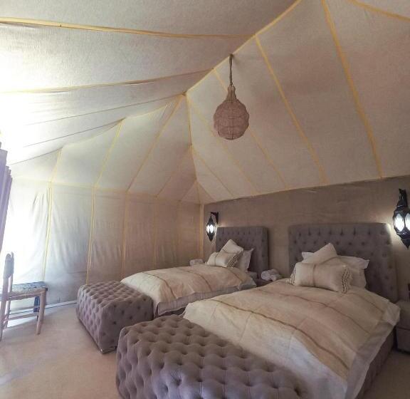 Пансион The Luxury Erg Safari Camp