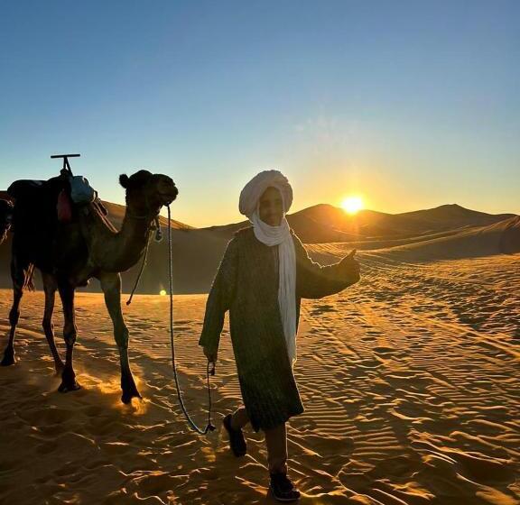 Пансион The Luxury Erg Safari Camp